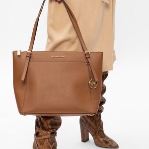 Michael Kors Voyager Tote Bag